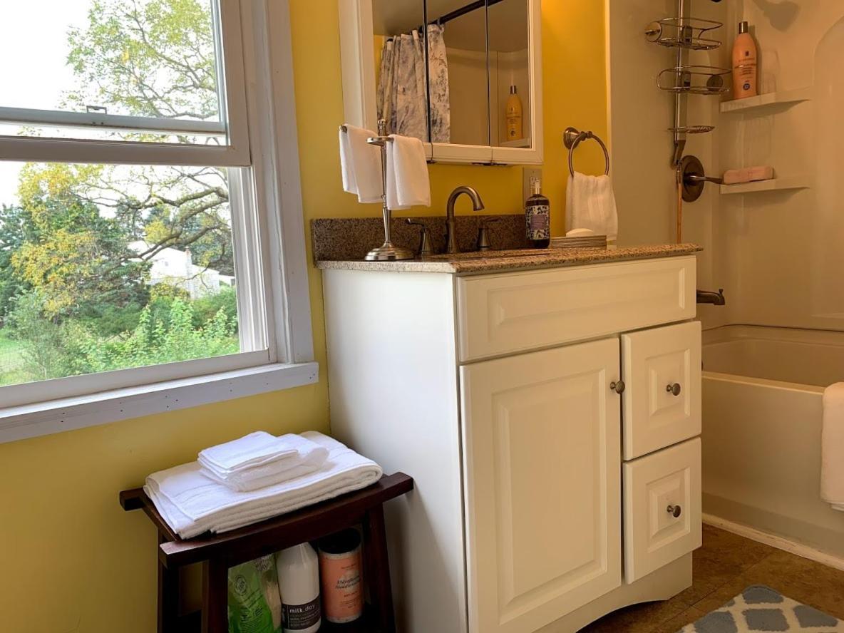 America Sandman B & B Newtown Экстерьер фото